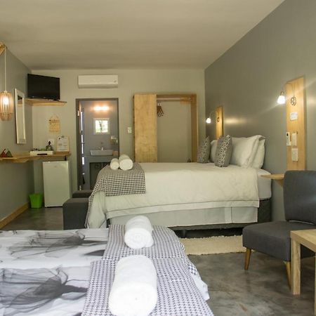 Bushbaby Lodge At Nkonyeni Manzini Buitenkant foto